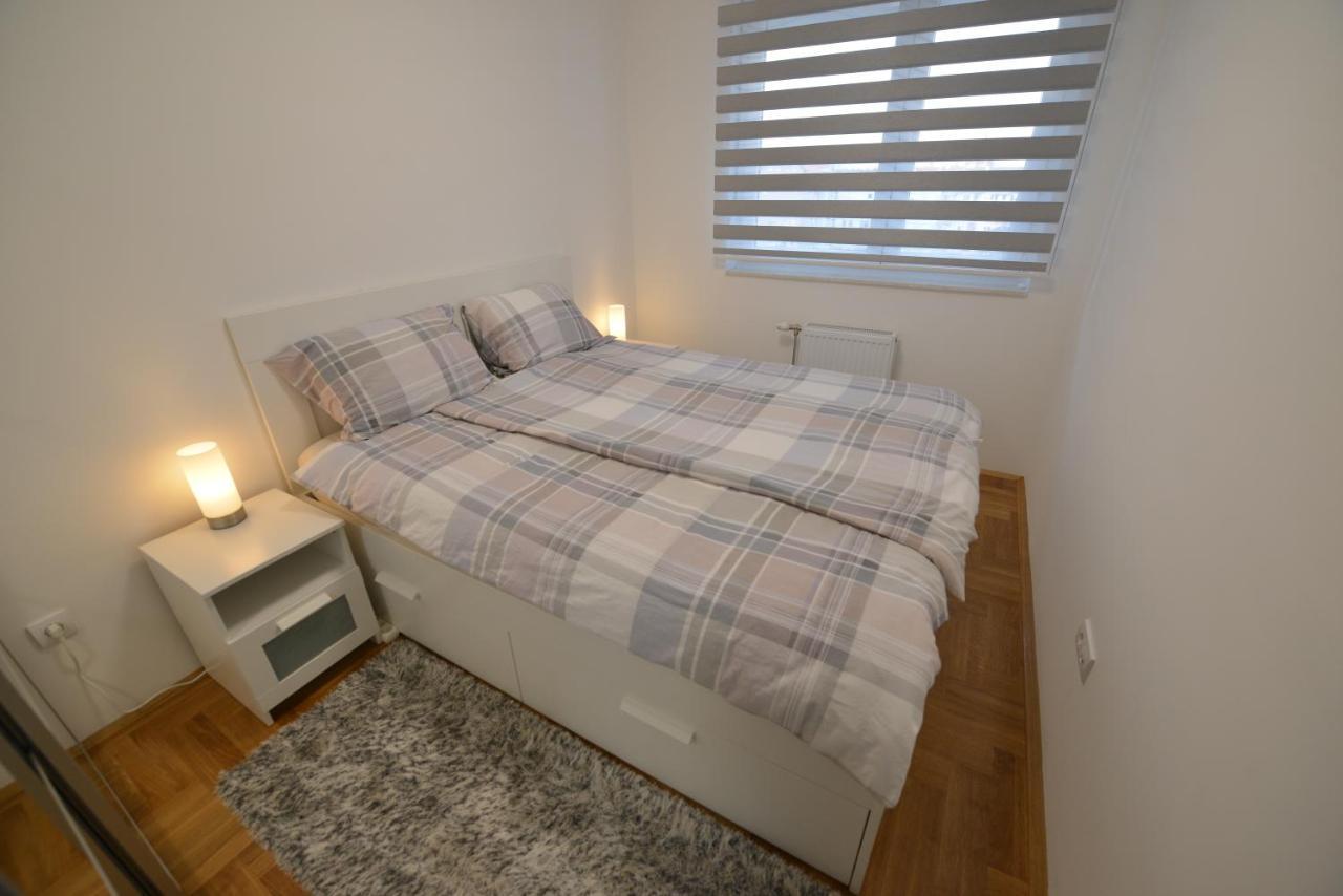 נובי סאד Apartment 54 City Center - Free Private Garage מראה חיצוני תמונה