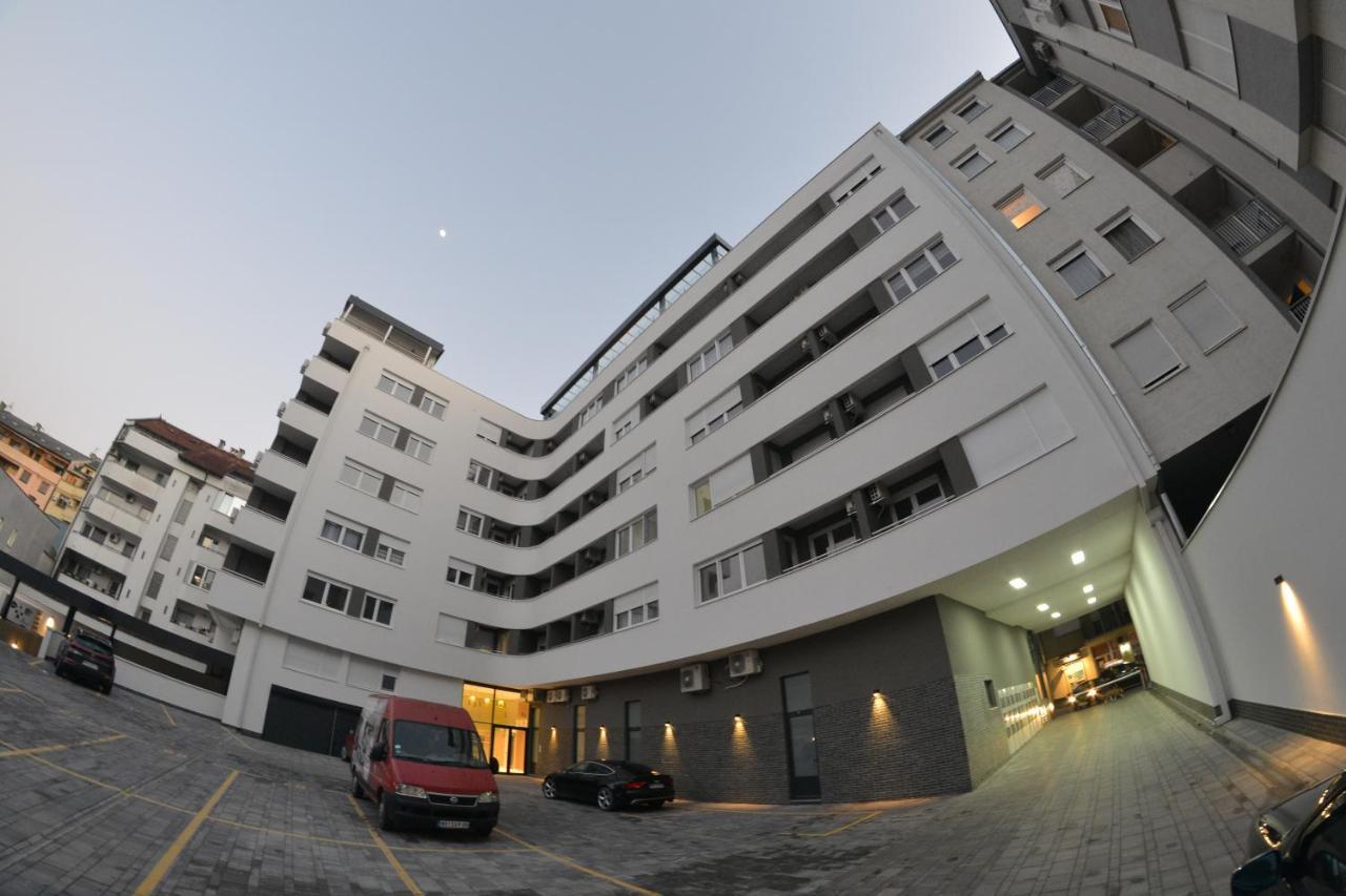 נובי סאד Apartment 54 City Center - Free Private Garage מראה חיצוני תמונה