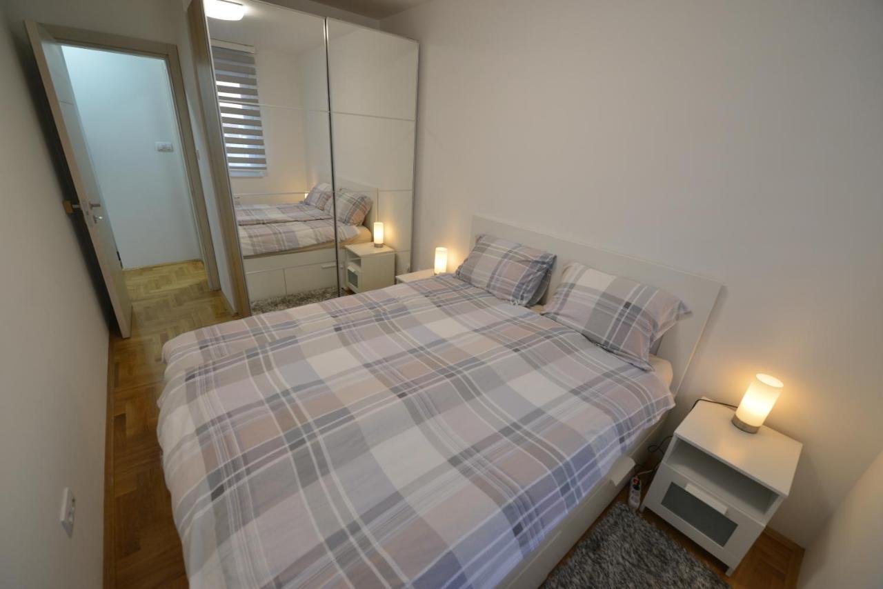 נובי סאד Apartment 54 City Center - Free Private Garage מראה חיצוני תמונה